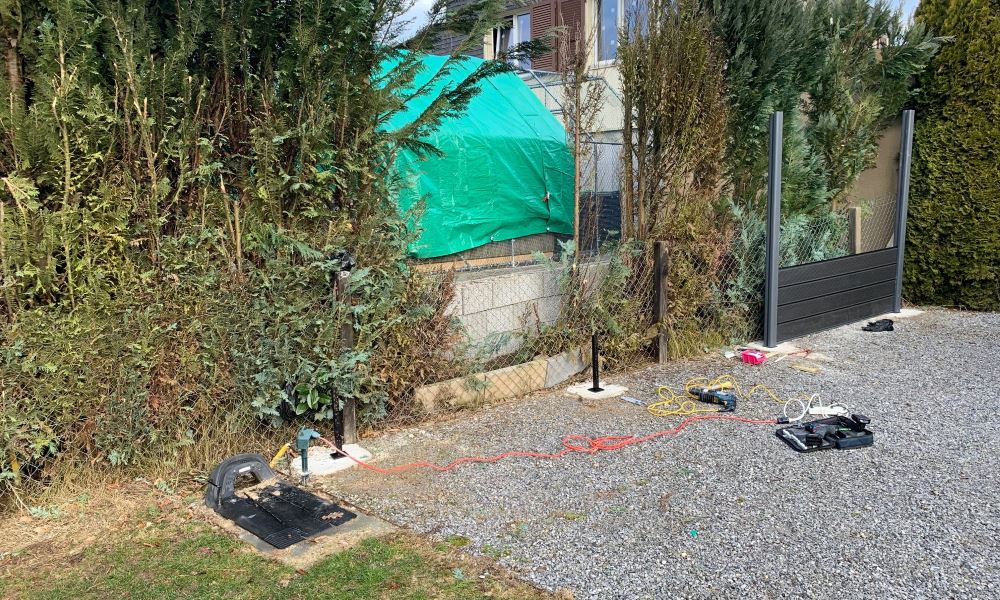 Sichtschutzwand WPC: Gartenarbeiten von ROLEs Dienstleistungen in Rothrist im Kanton Aargau (AG)